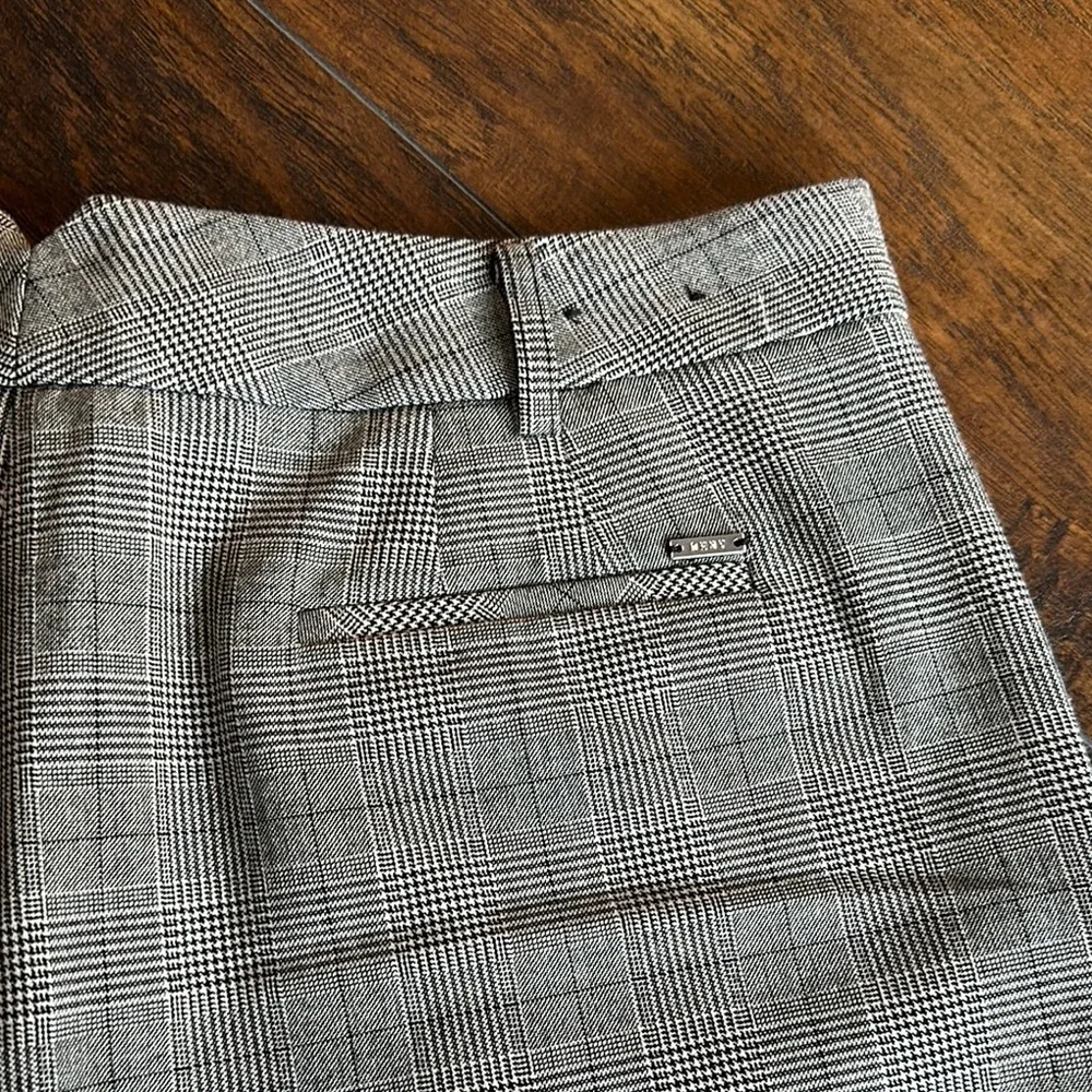 NWOT DKNY Women’s Black & Gray Plaid Wide Leg Pleated Pants